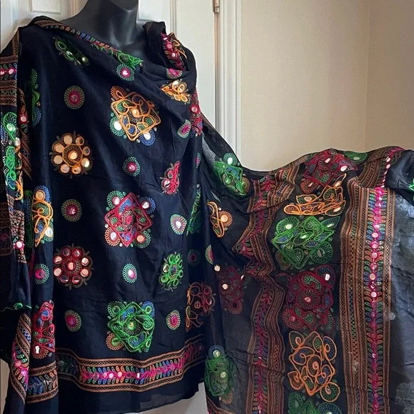 Black Embroidered Shawl - Mirrors, Embroidery and Colours oh my!!! 💕 - Picture 7 of 12